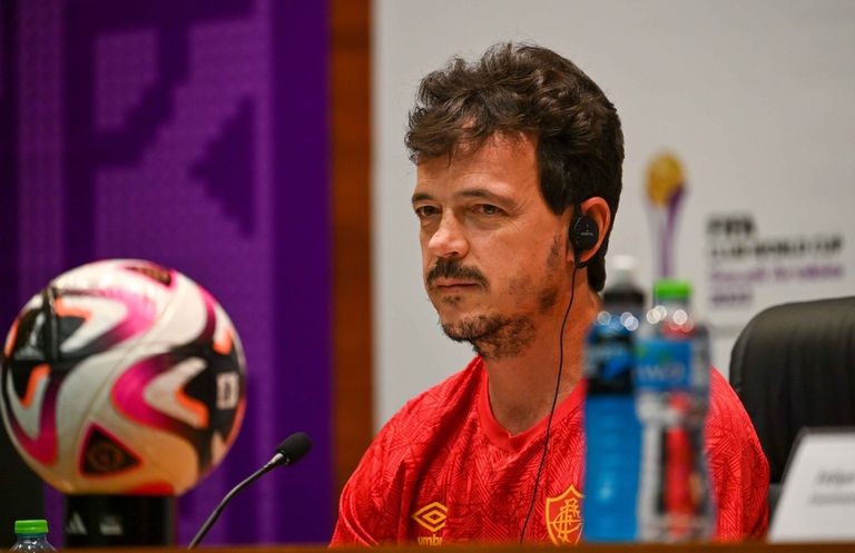 مدرب فلومينينسي فيليبي ميلو و فرناندو دينيز - فلومينينسي