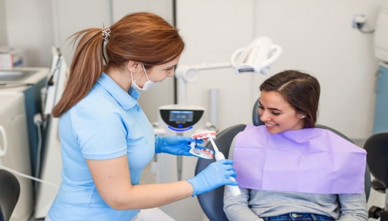 علاج فطريات الفم عند الكبار