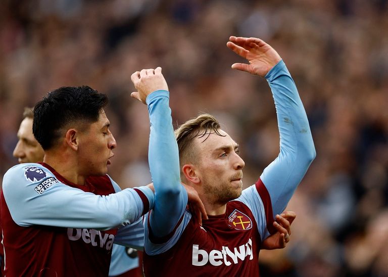 من مباراة وست هام ومانشستر يونايتد في الدوري الإنجليزي من مباراة وست هام ومانشستر يونايتد في الدوري الإنجليزي