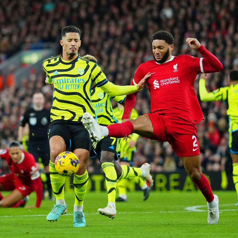 جو جوميز جو جوميز في مباراة ليفربول وأرسنال