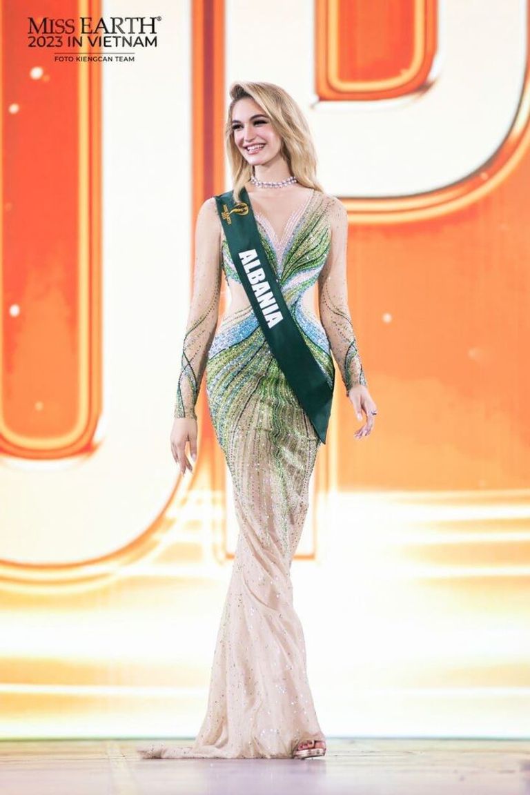 الفائزات في مسابقة ملكة جمال الكون 2023