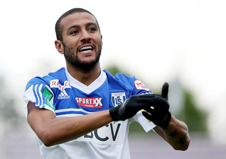 عبد الواحد شخصي مباراة من الدوري المغربي