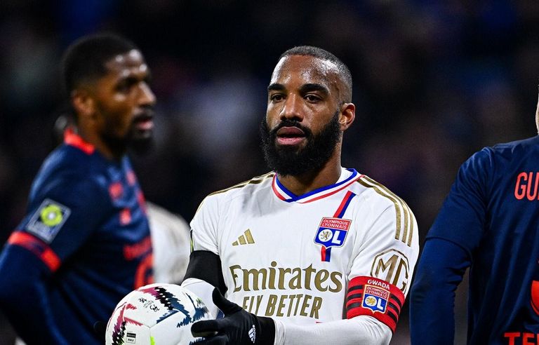 ليون الفرنسي سعيد بن رحمة لاعب وست هام الإنجليزي