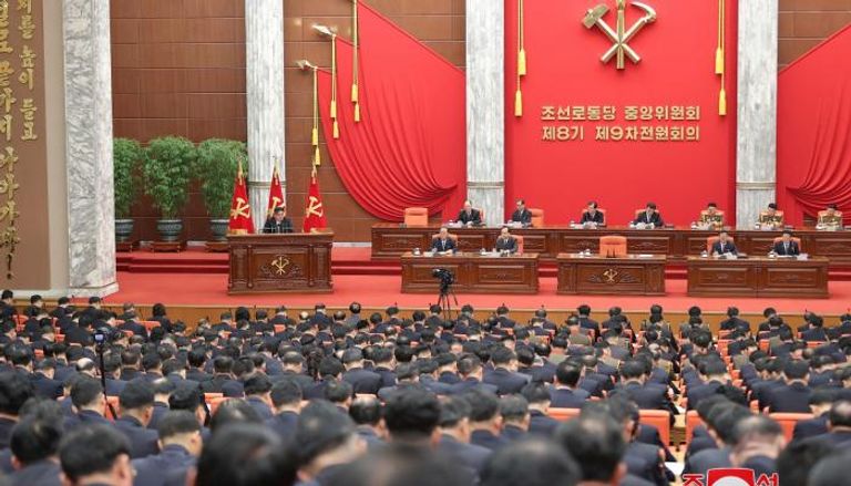 جانب من اجتماع الحزب الحاكم في كوريا الشمالية
