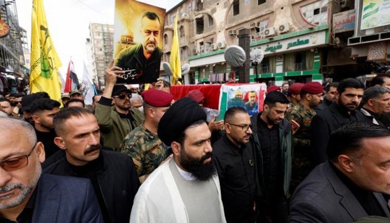 جانب من جنازة موسوي في النجف بالعراق - رويترز