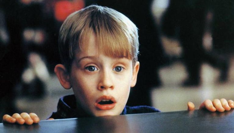 مشهد من فيلم "Home Alone"