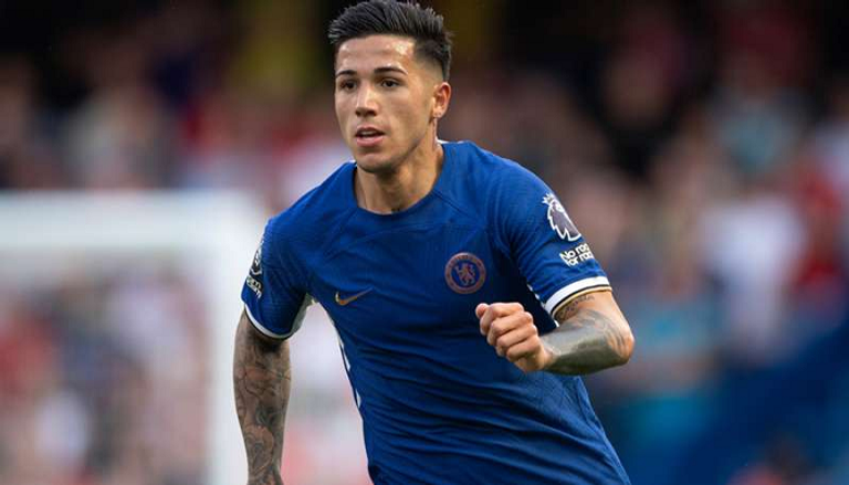 إنزو فيرنانديز مويسيس كايسيدو وديكلان رايس