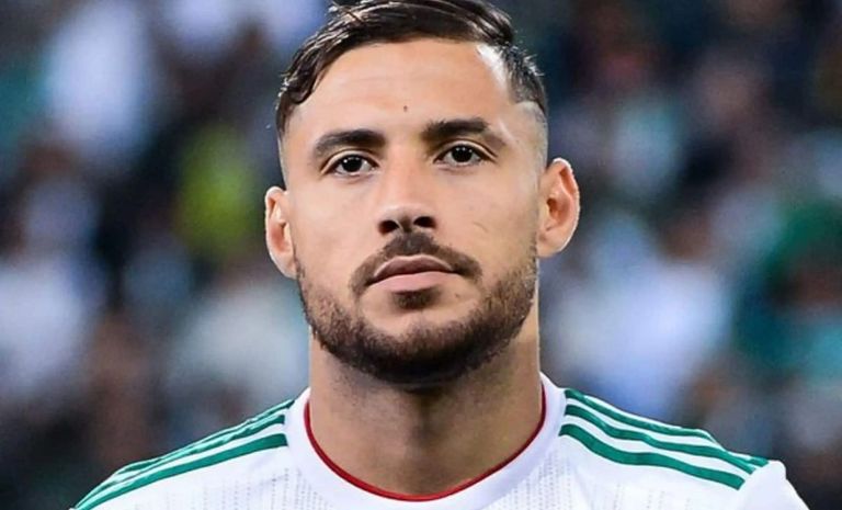 يوسف بلايلي جمال بلماضي مدرب منتخب الجزائر