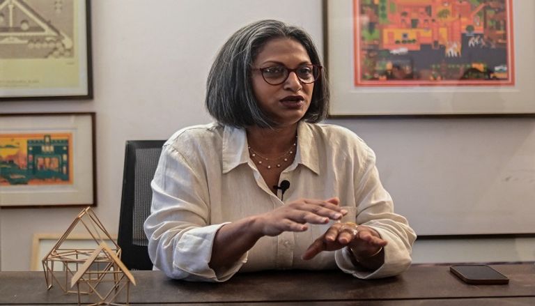 بيوت صغيرة من الخيزران لإيواء سكان بنغلاديش من الفيضانات