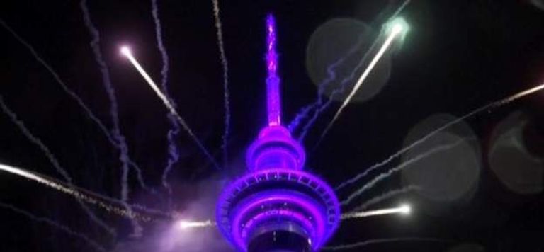 من احتفالات أوكلاند بالعام الجديد