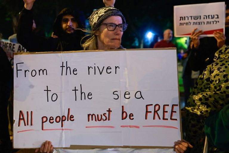 مظاهرات معارضة لنتنياهو في إسرائيل - رويترز مظاهرات معارضة لنتنياهو في إسرائيل - رويترز