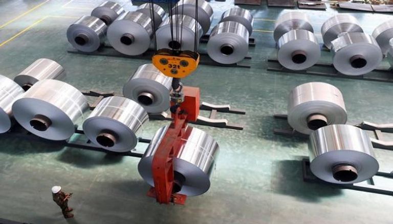 رقائق ألمنيوم في مصنع بالصين - رويترز