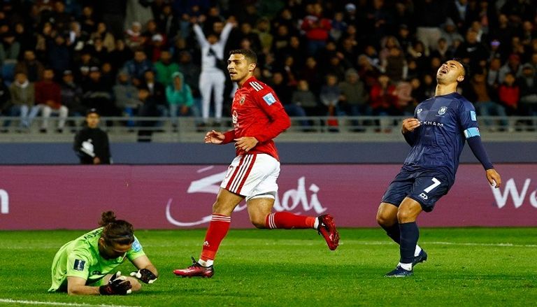 من مباراة الأهلي وأوكلاند في كأس العالم للأندية فريق الأهلي في كأس العالم للأندية