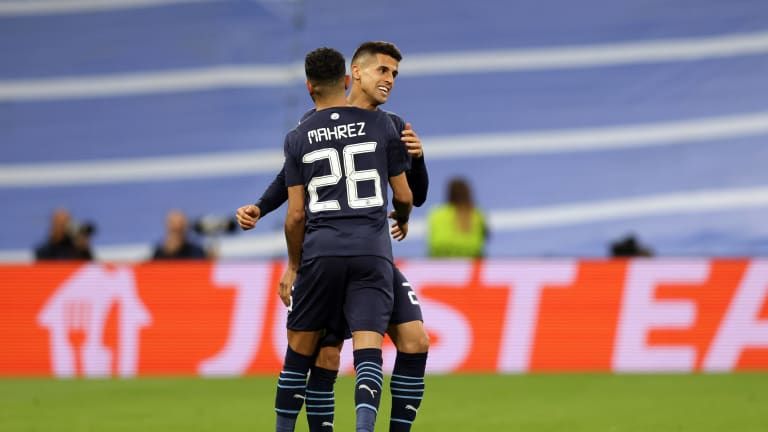 رياض محرز رياض محرز مع بيب جوارديولا