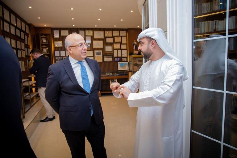 الدكتور عبيد الحيري الكتبي يستقبل السفير أسامة نفاع بمتحف