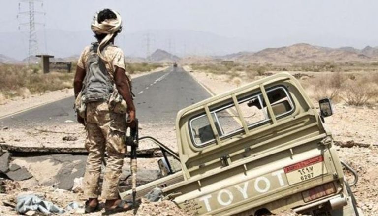 جندي يمني بإحدى جبهات القتال - أرشيفية