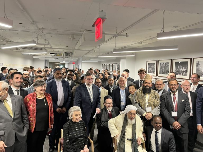 الشيخ عبدالله بن بيّه يفتتح المقر الجديد في واشنطن