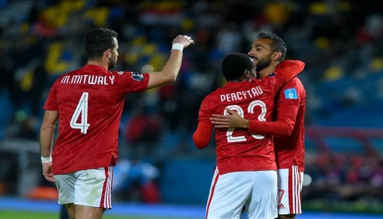 القنوات الناقلة لمباراة الأهلي وسياتل في كأس العالم للأندية