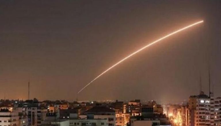 صاروخ أطلق من قطاع غزة باتجاه إسرائيل- أرشيفية