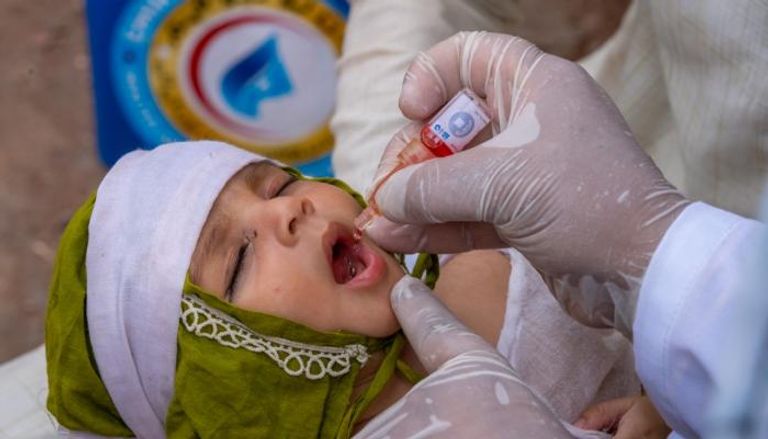 حملة الإمارات للتطعيم ضد شلل الأطفال تقدم 667 مليون جرعة لأطفال باكستان