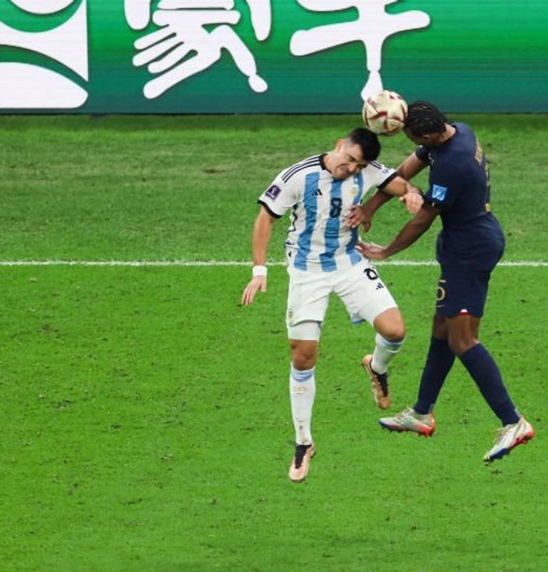 أكونا ضد كوندي في نهائي كأس العالم