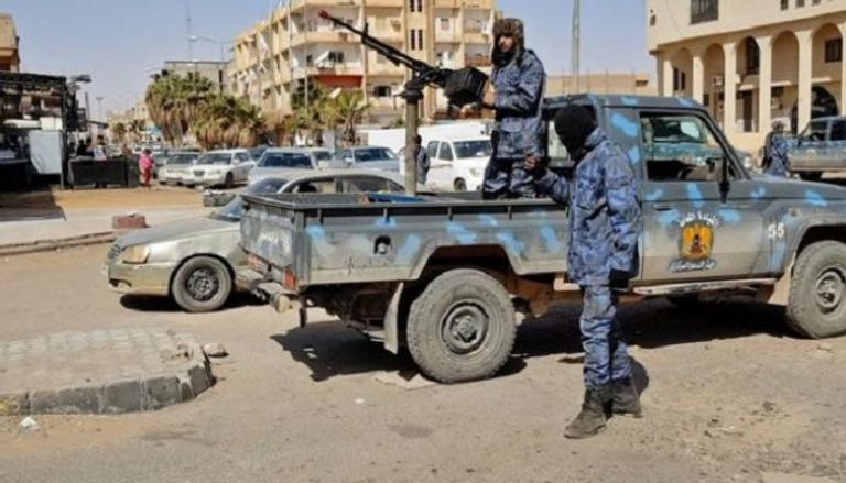 محاولات إقليمية ودولية لحل الأزمة الليبية