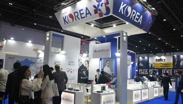 منتجات كورية جنوبية بمعرض طب الأسنان العربي 