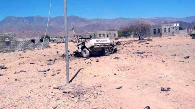 الدورية الأمنية بعد استهدافها في أبين