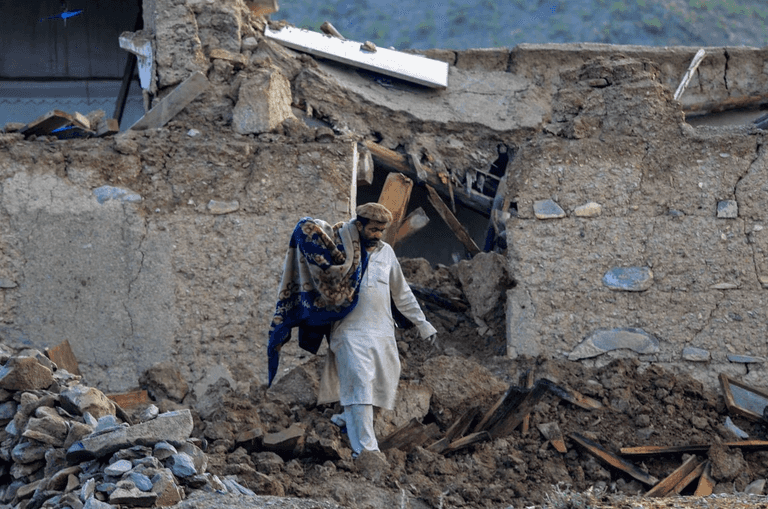 آثار الزلزال المدمر في سوريا