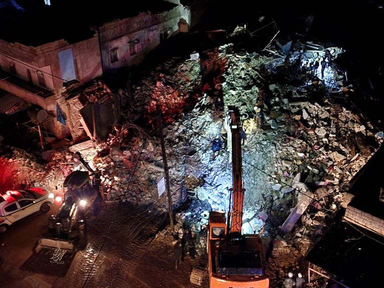 مبادرات لتأمين مختلف أنواع التبرعات للمدن والمناطق السورية