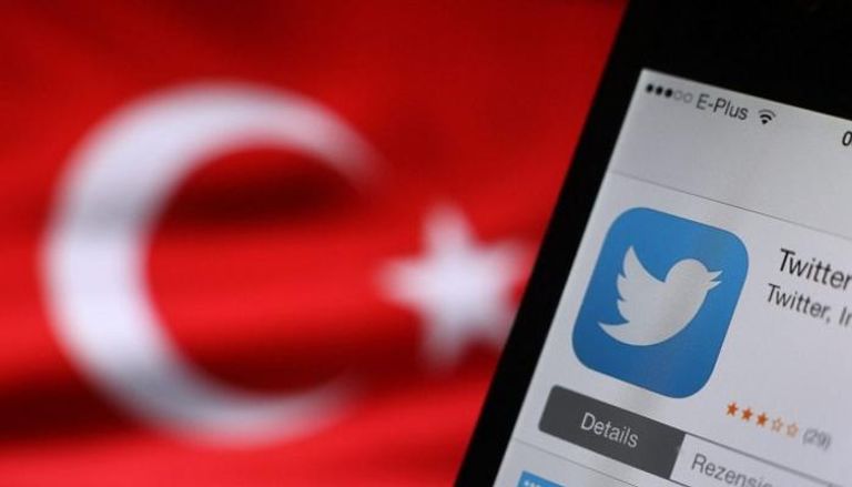 تركيا تسمح بعودة خدمات تويتر