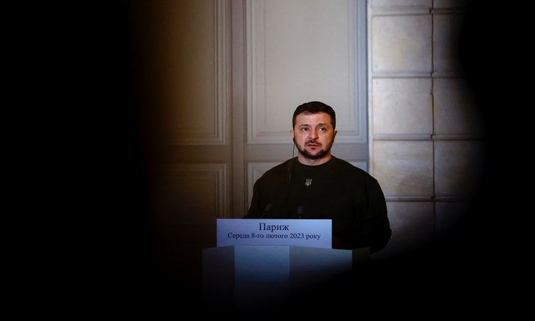 لقطة ضاحكة لماكرون وشولتز وزيلينسكي - الفرنسية