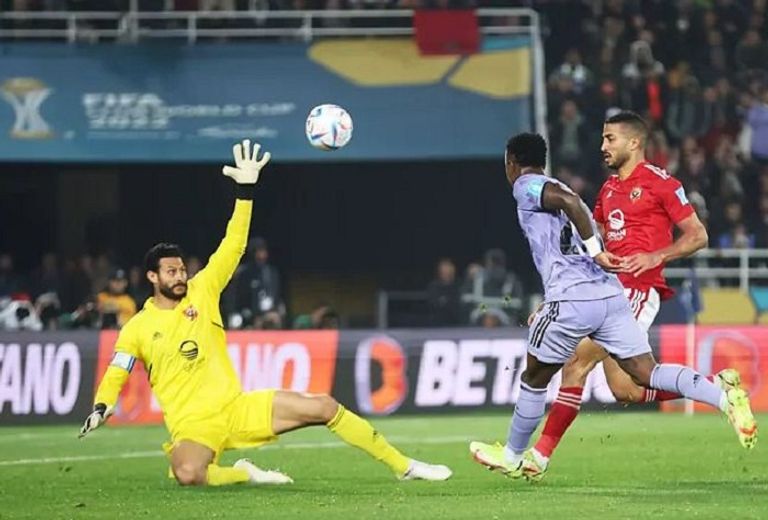 الأهلي وريال مدريد