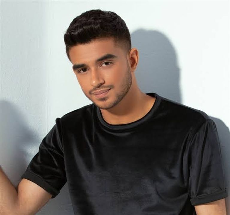 المطرب المصري المعتزل خالد الفايد