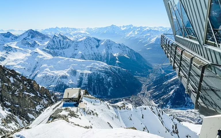 وادي "أوستا" وادي