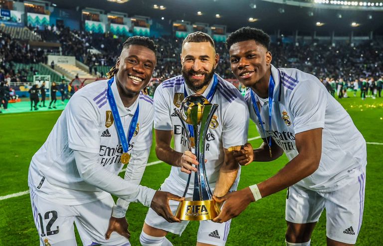 أوريلين تشواميني وكريم بنزيما وكامافينجا ريال مدريد - كأس العالم للأندية