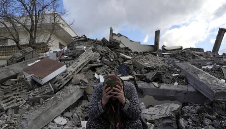آثار الزلزال المدمر في تركيا وسوريا