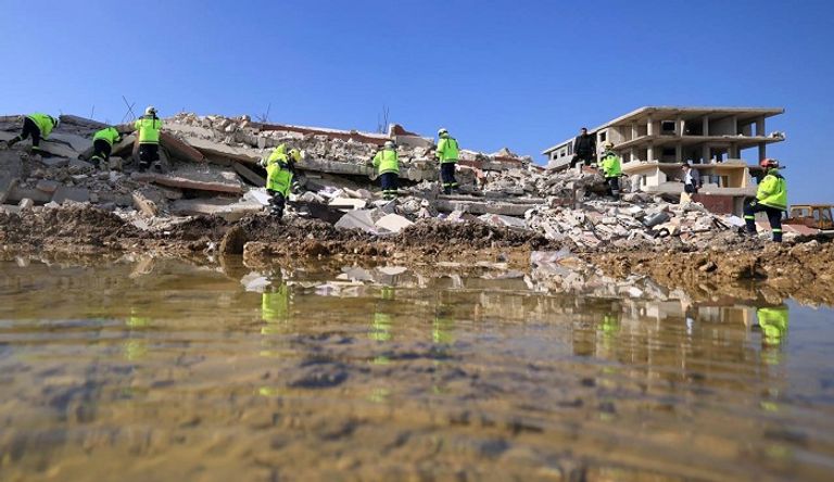 المساعدات الإماراتية إلى سوريا وتركيا