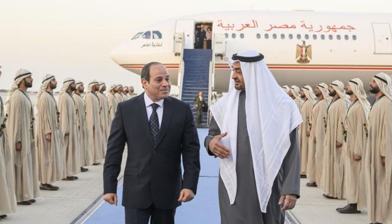 الشيخ محمد بن زايد رئيس دولة الإمارات يستقبل الرئيس المصري عبد الفتاح السيسي