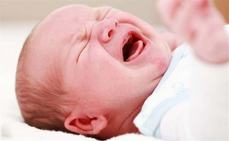 علاج الارتجاع الصامت عند الرضع