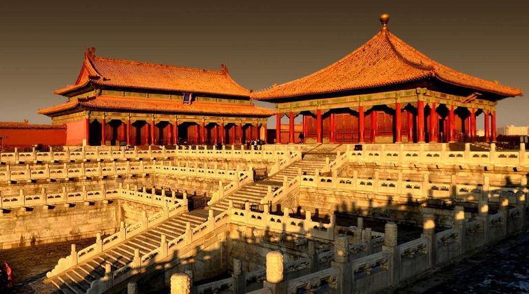 المدينة المحرمة في بكين أحد أماكن السياحة الترفيهية في العالم أجمل أماكن السیاحة الترفیھیة في العالم...6 مفاجآت عالمية