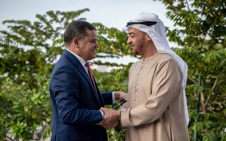 جانب من لقاء الشيخ محمد بن زايد آل نهيان وعبد الحميد الدبيبة