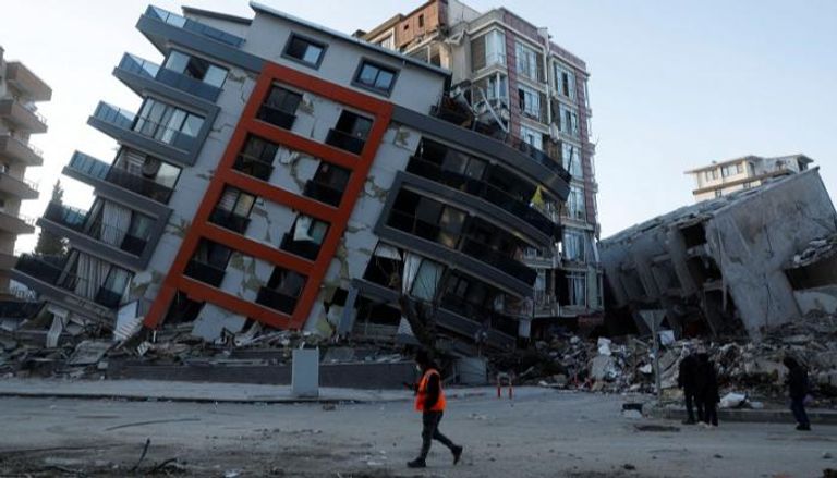 صورة توضح الأضرار التي خلفتها الزلزال المدمر في هاتاي التركية