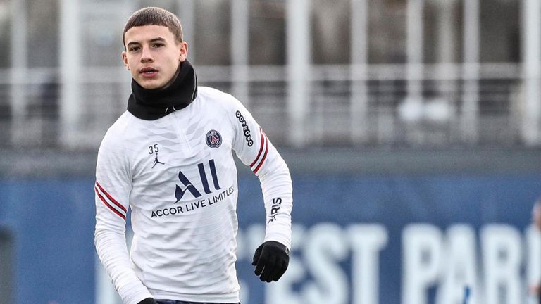 إسماعيل الغربي إسماعيل الغربي