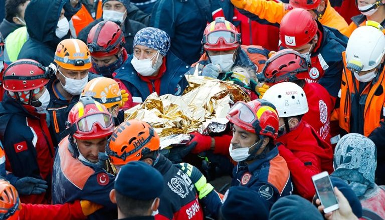 الزلزال دمر مناطق بأكملها في تركيا وسوريا