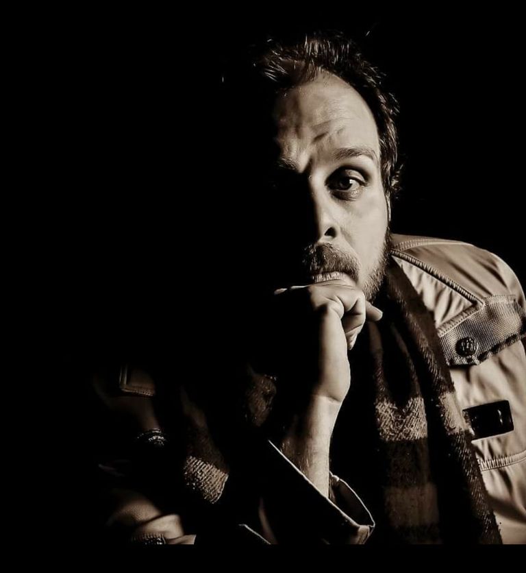 الفنان المصري محمد البياع