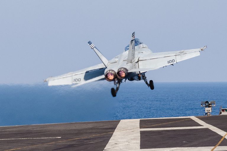 مايكل كوريلا قائد القيادة المركزية الأمريكية 