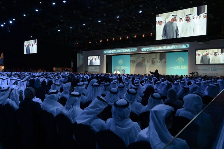 جانب من القمة العالمية للحكومات بدبي جانب من فعاليات القمة العالمية للحكومات في دبي
