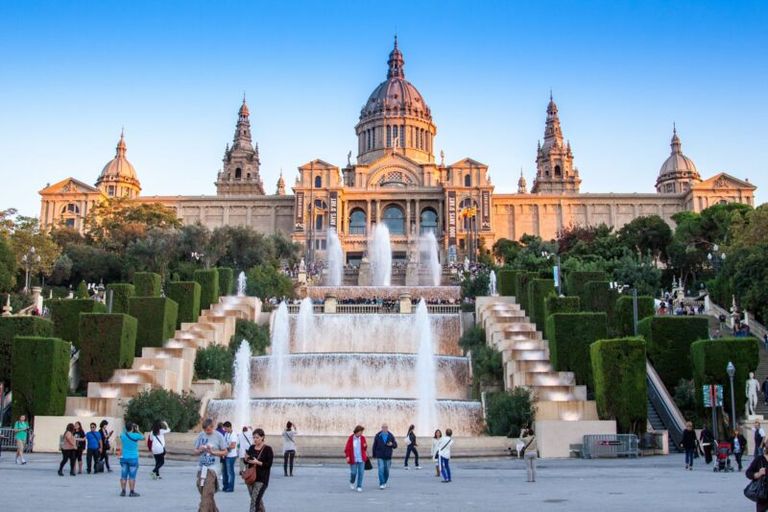 تكاليف السياحة في برشلونة السياحة في برشلونة…5 مفاجآت سياحية وأفضل الفنادق