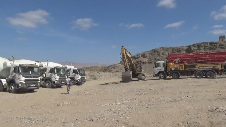 موقع سد حسان الذي تمول عمليات تشييده دولة الإمارات في جنوب اليمن